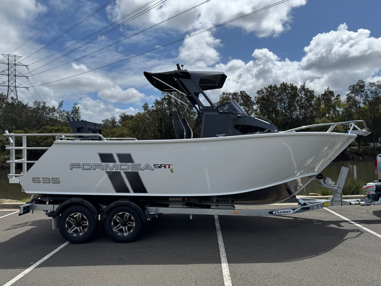 Formosa SRT 635 Centre Cabin